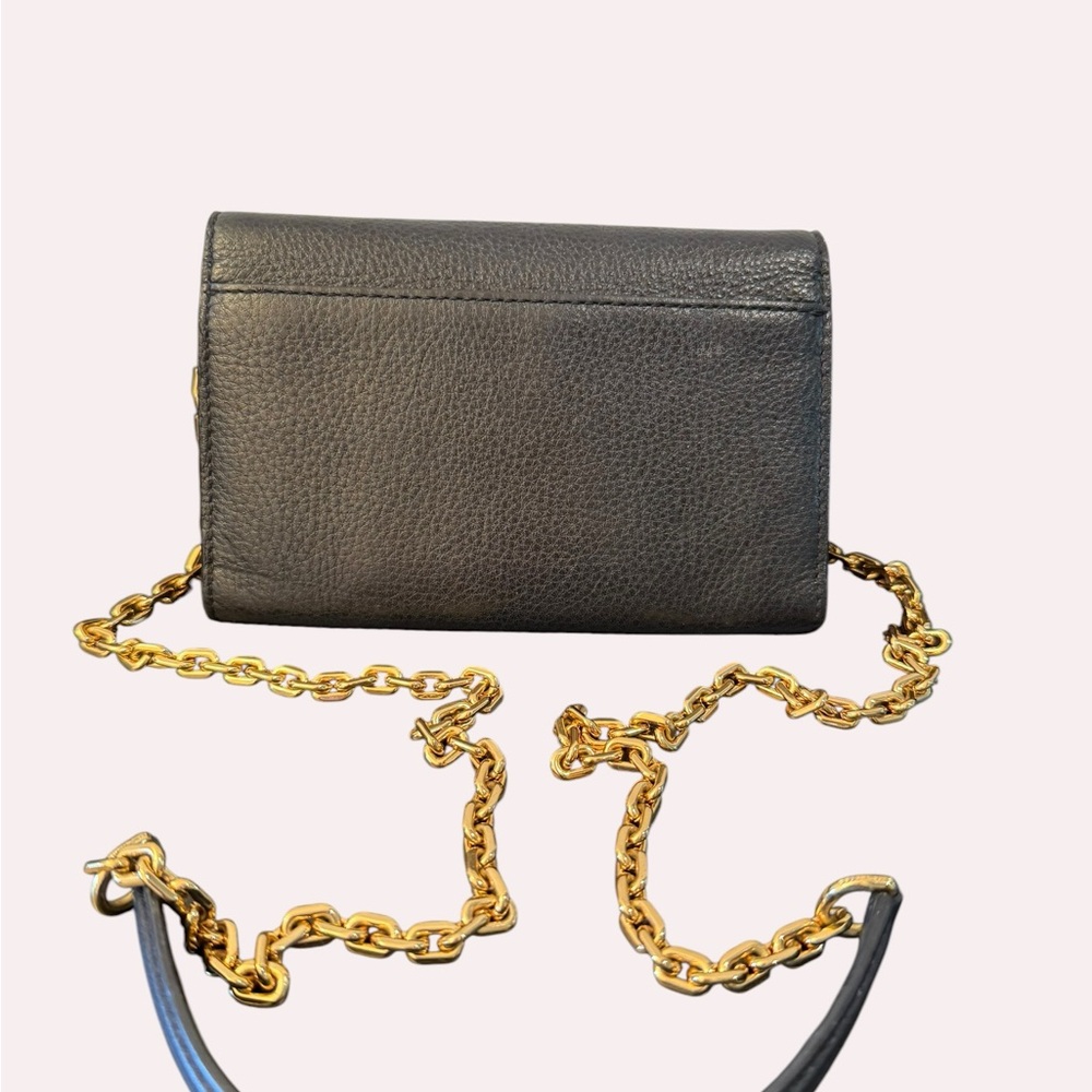 Marc Jacobs Empire City Black Pebbled Leather Crossbody with Gold Chain EUC - Picture 5 of 12